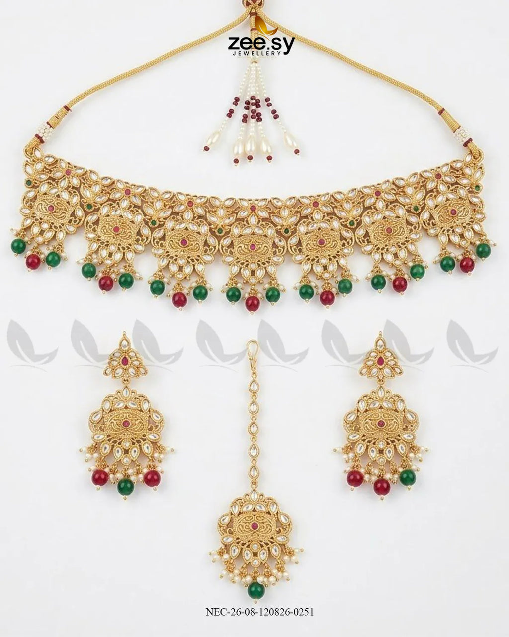 Chic Kundan Medallion Necklace Set