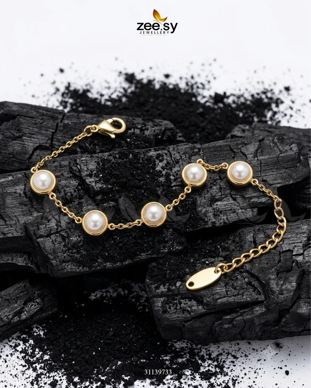 Daisy Minimalist Pearl Bracelet