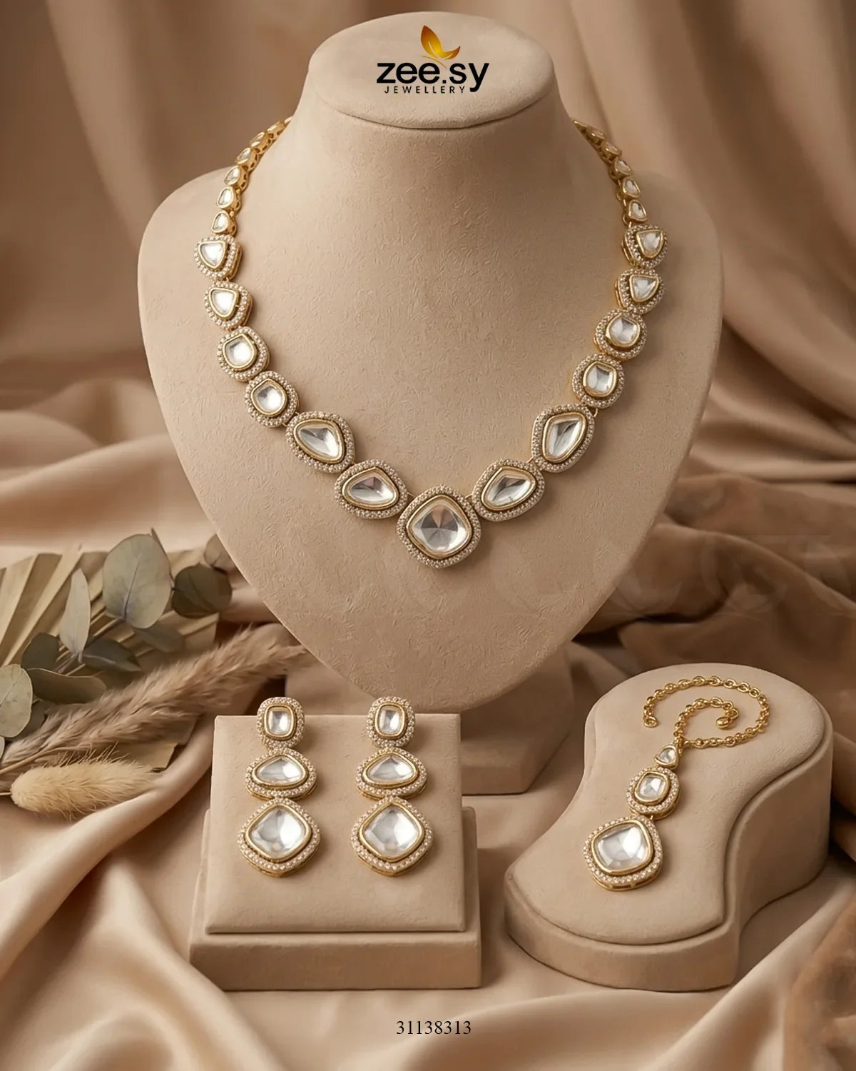 Geometric Bold Kundan Necklace Set