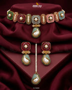 Glow Baroque Pearl Choker Set