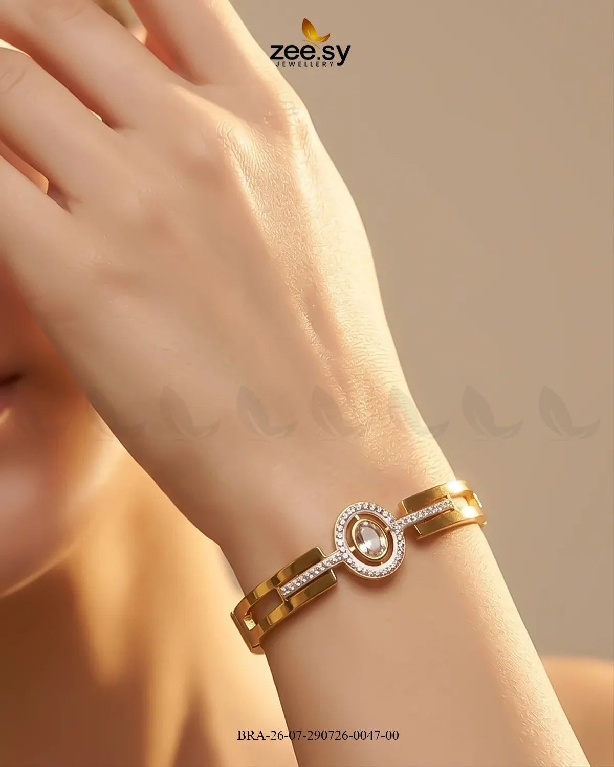 Luxe Oval Halo Crystal Bracelet