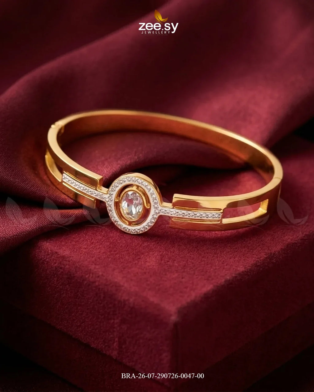Luxe Oval Halo Crystal Bracelet