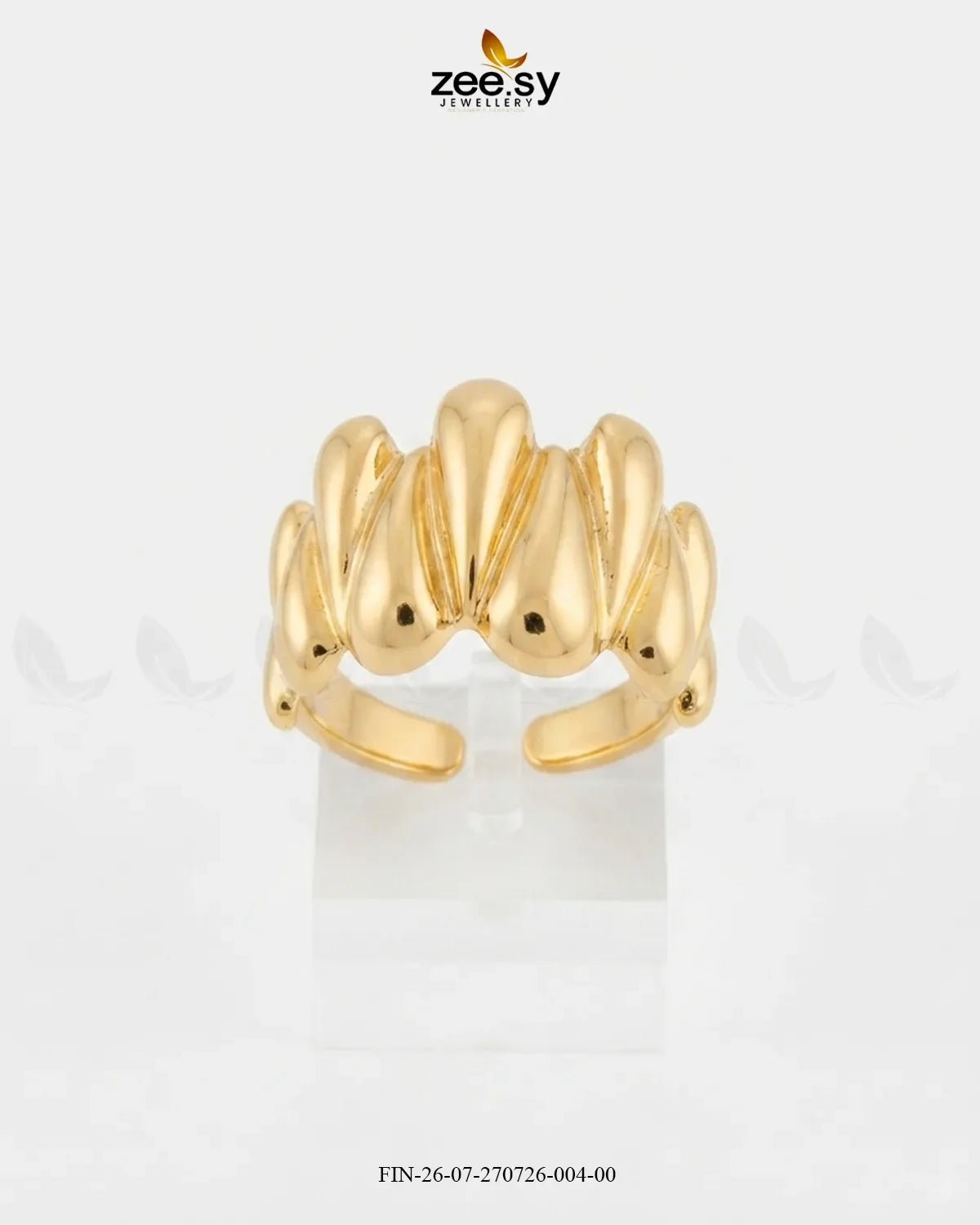Modern Fluted Organic Cocktail Ring
