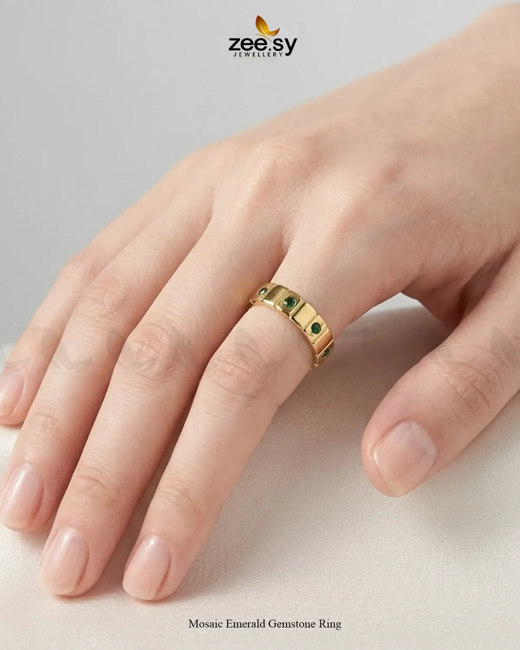 Mosaic Emerald Gemstone Ring