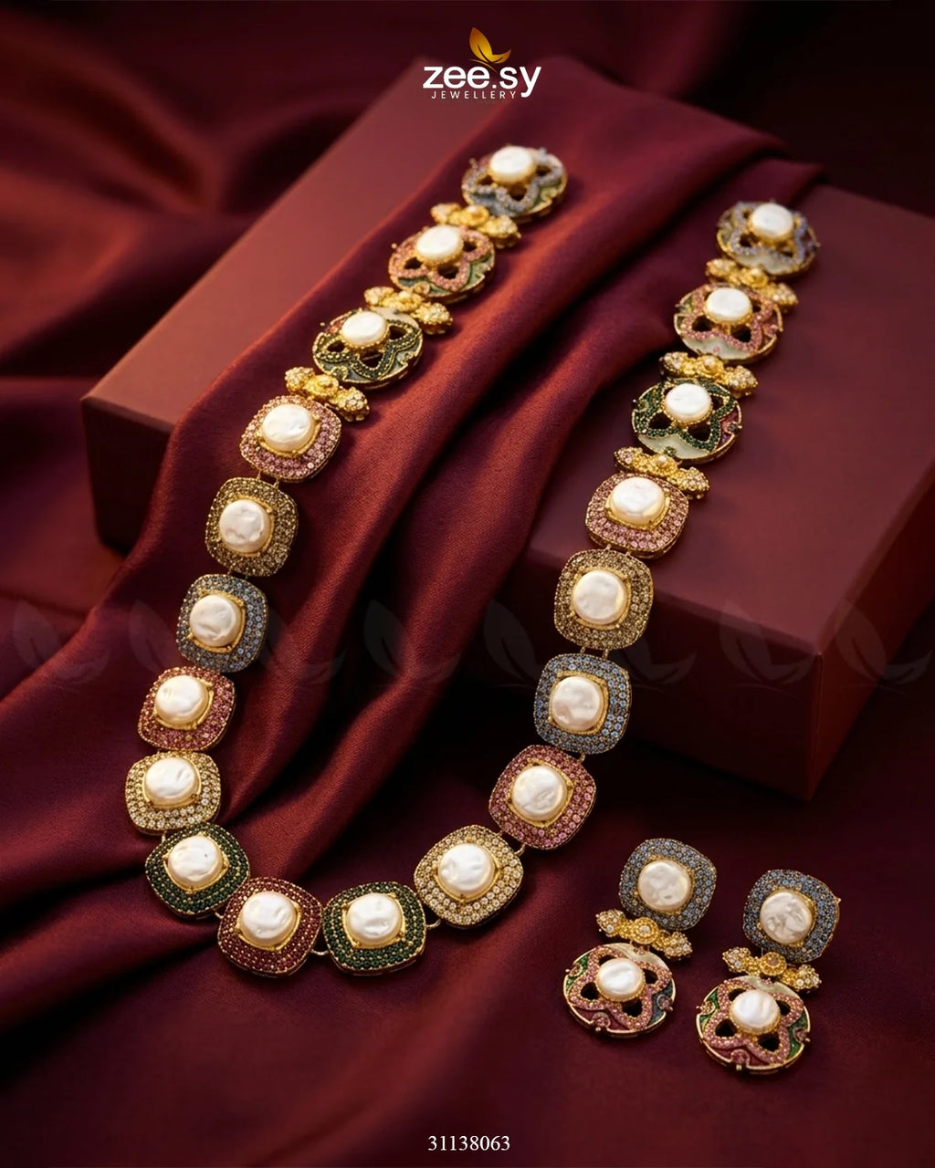 Mosaic Pearl Royale Malla Set