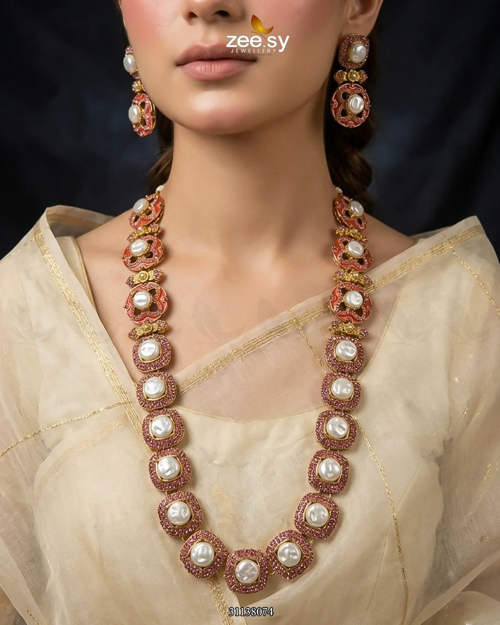 Mosaic Pearl Royale Malla Set