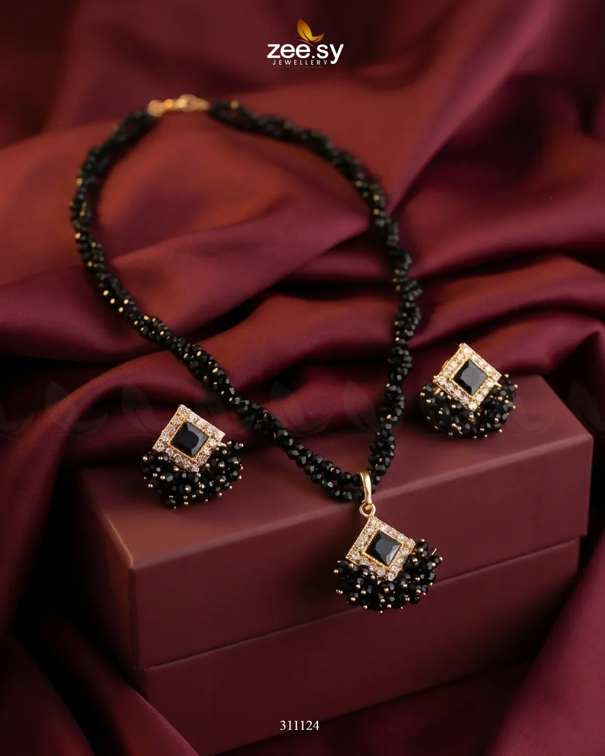 Pendant Necklace