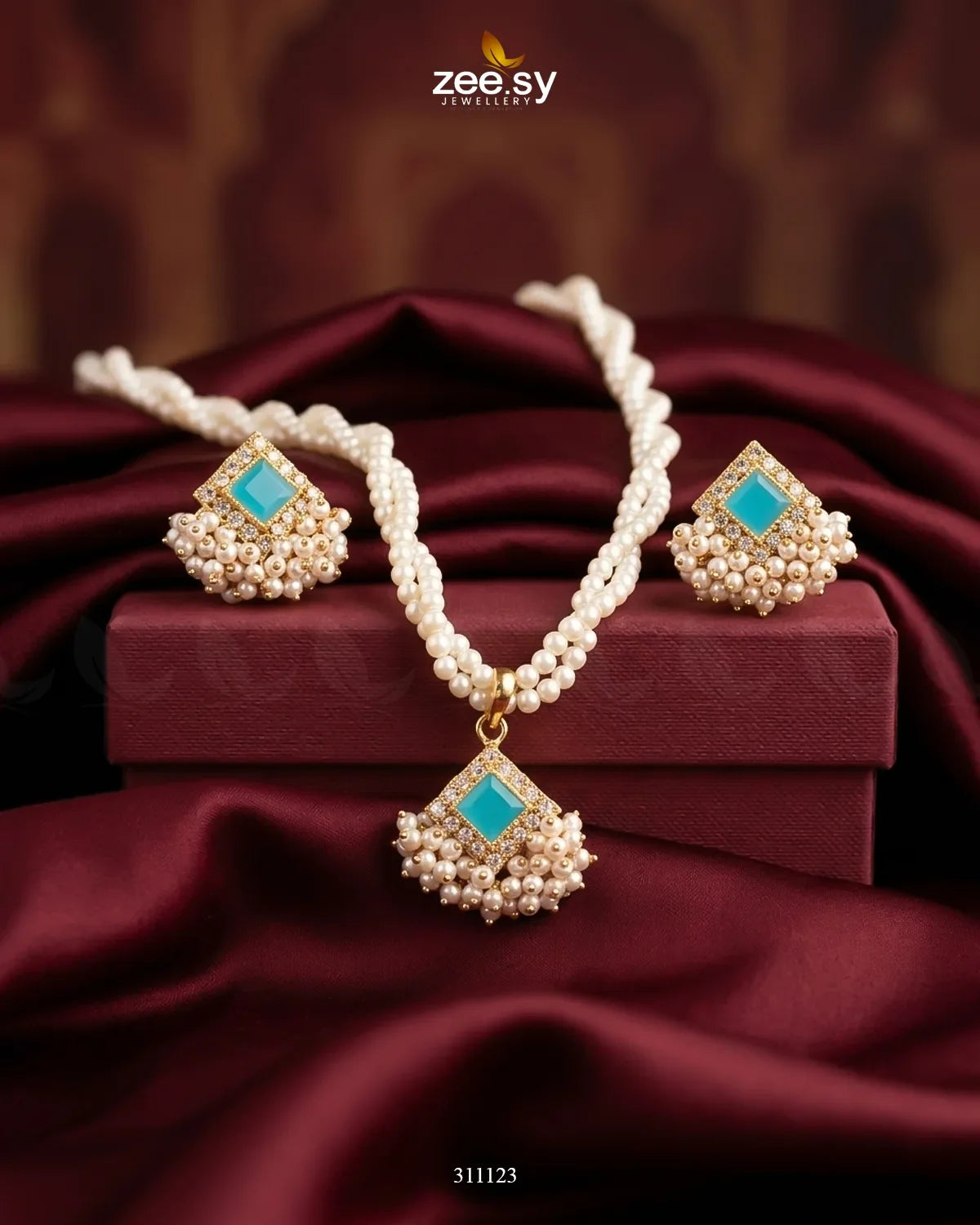 Pendant Necklace