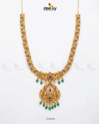 Richy Bloom Golden Necklace Set