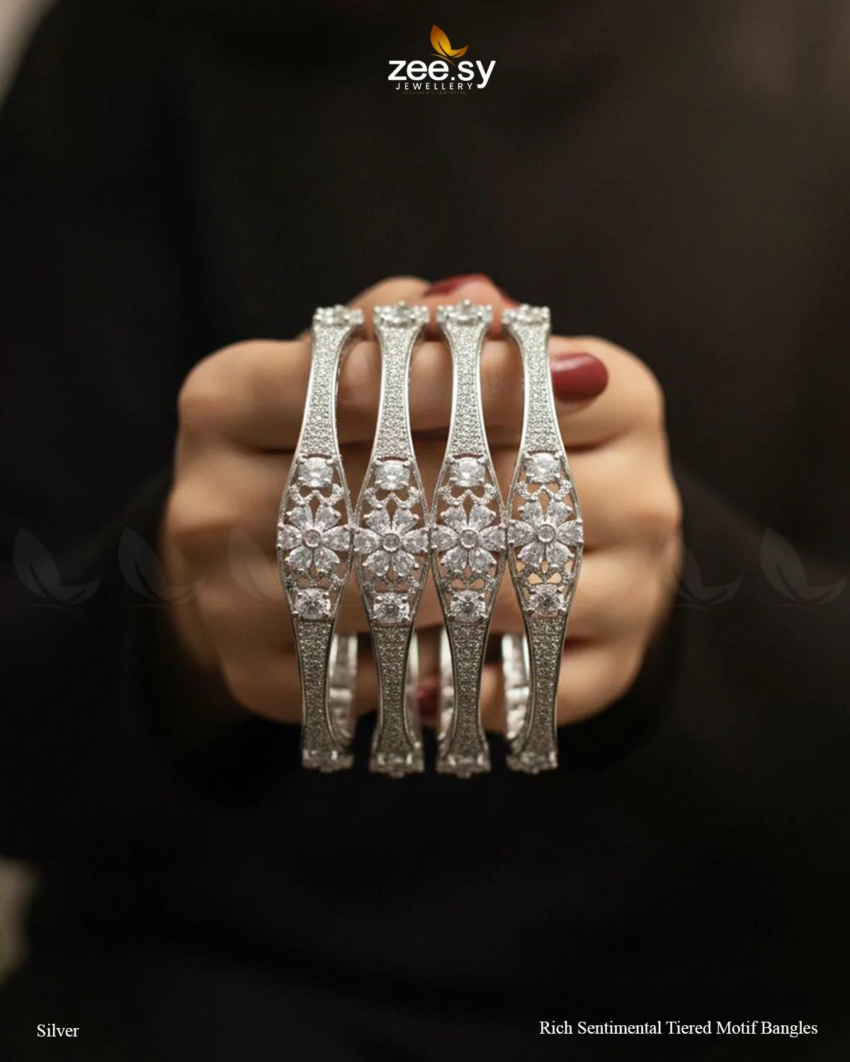 Rich Sentimental Tiered Motif Bangles - Silver