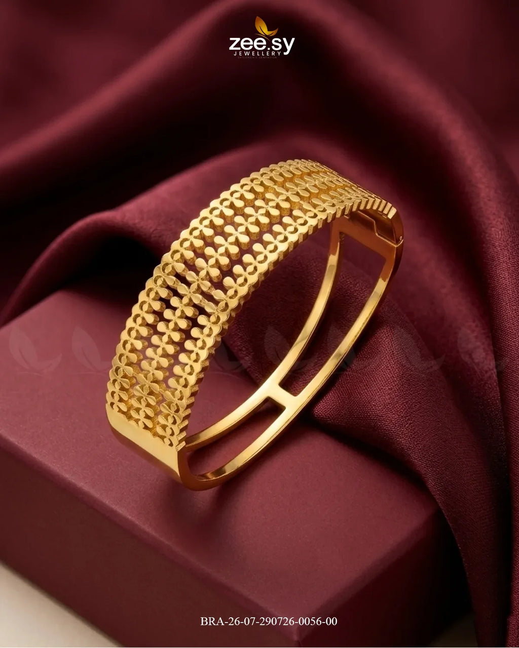 Screw Disc Pave Hinged Bracelet