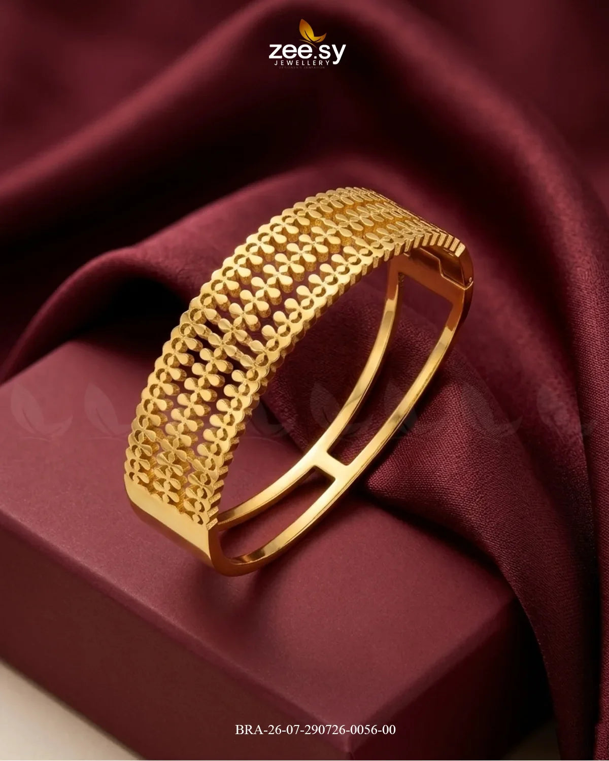Screw Disc Pave Hinged Bracelet
