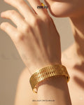 Screw Disc Pave Hinged Bracelet