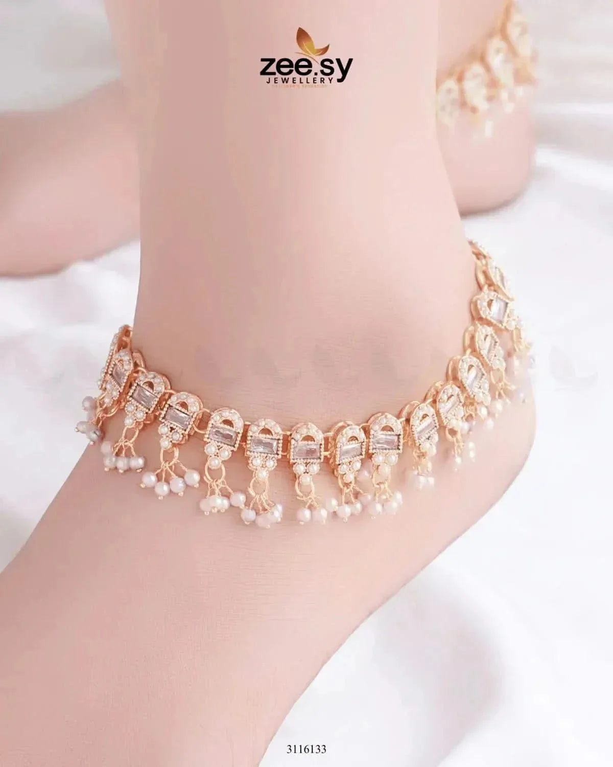 Kira Rutilated Stone Anklet