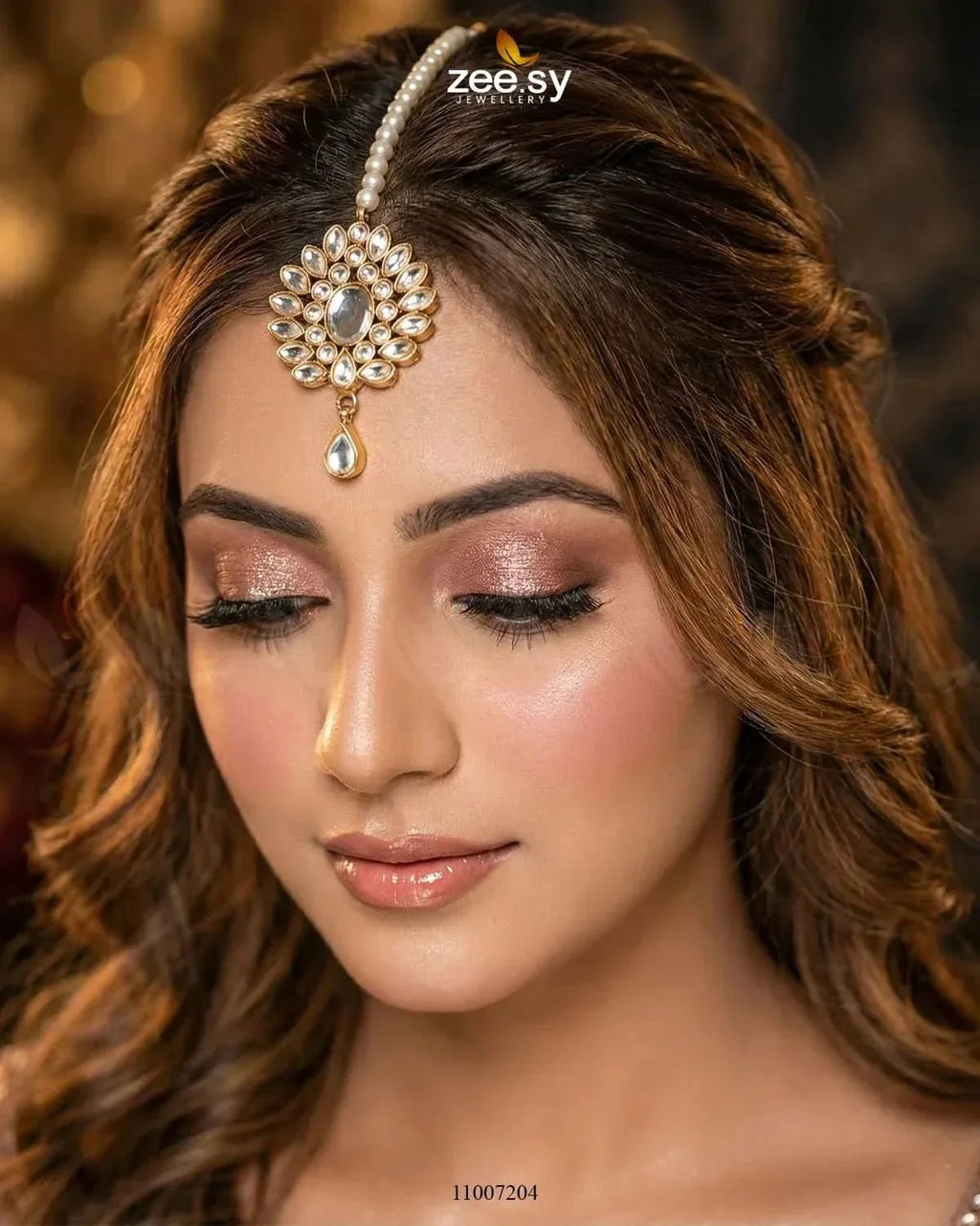 Floral Kundan Teardrop Bindiya