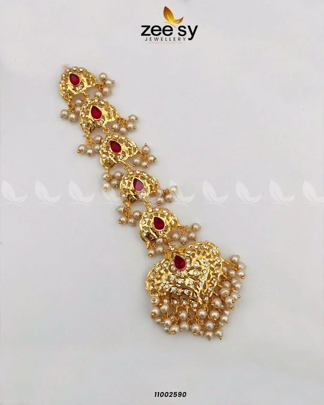 Bloom Gemstone Faux Pearl Bindiya