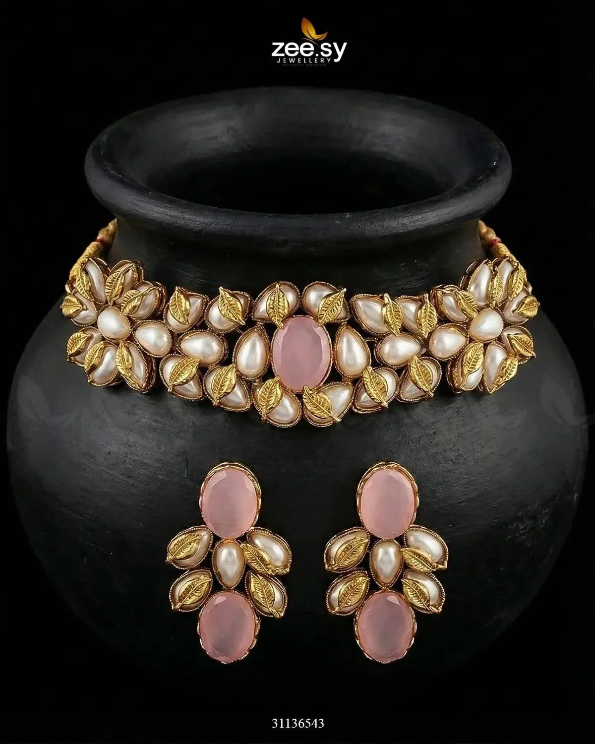 Jennet Baroque Pearl Choker Set