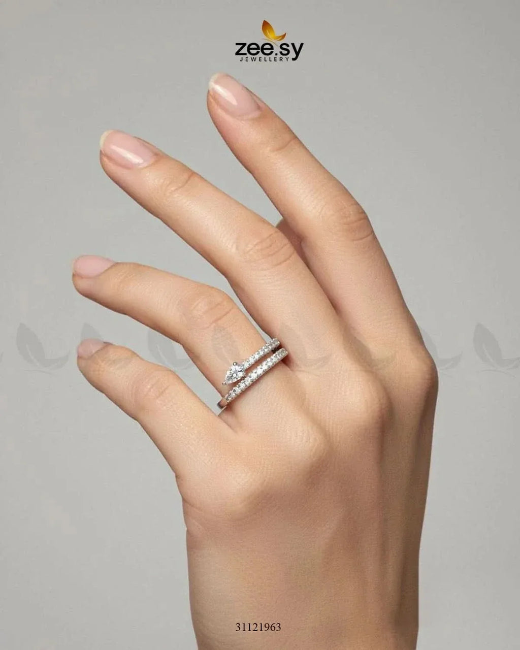 Pear Cut Lab Cluster Vortex Ring