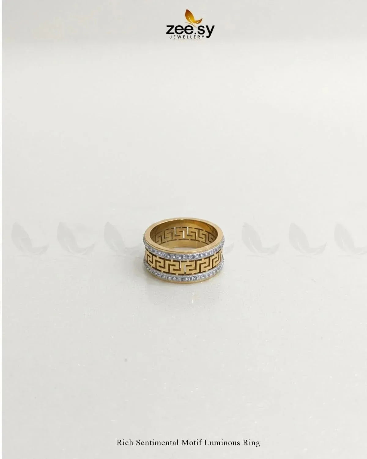 Rich Sentimental Motif Luminous Ring