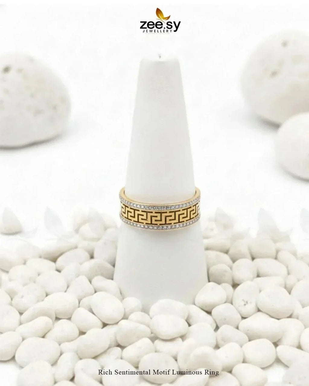 Rich Sentimental Motif Luminous Ring