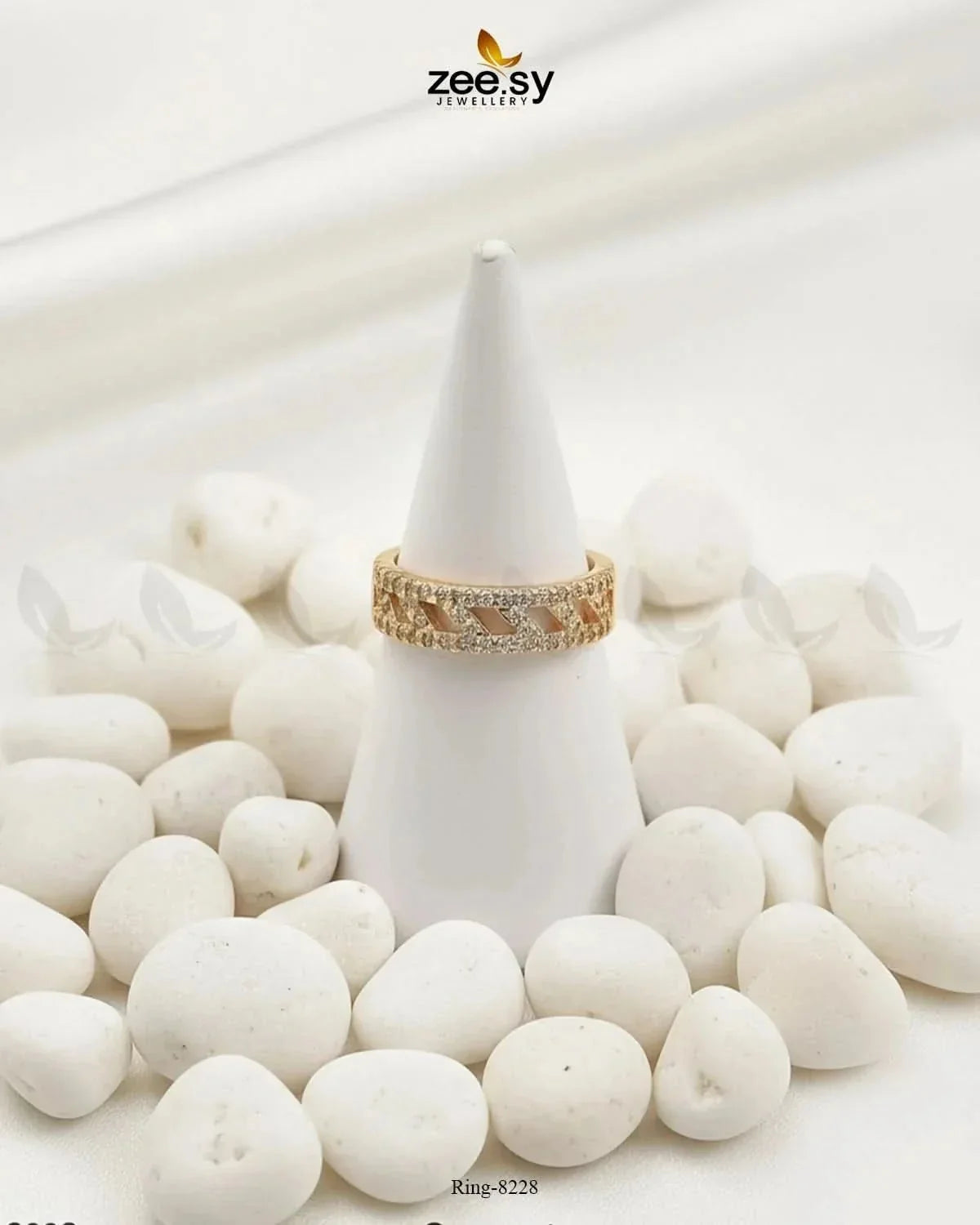 Paved Openwork Lattice Band Ring