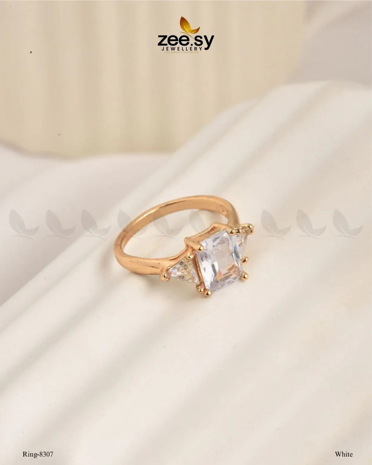 Chic Three Stone Solitaire Ring