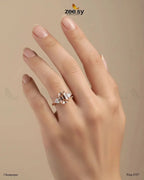 Chic Three Stone Solitaire Ring