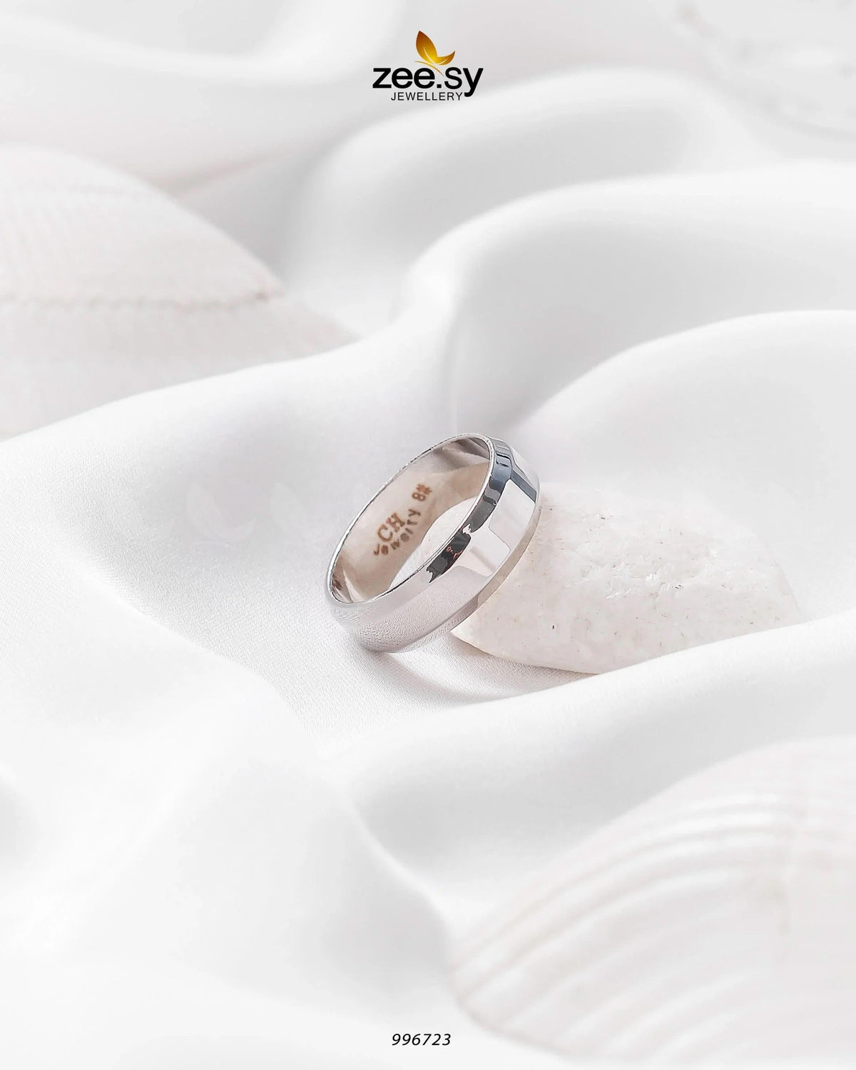 Domsley Bold Shinny Ring