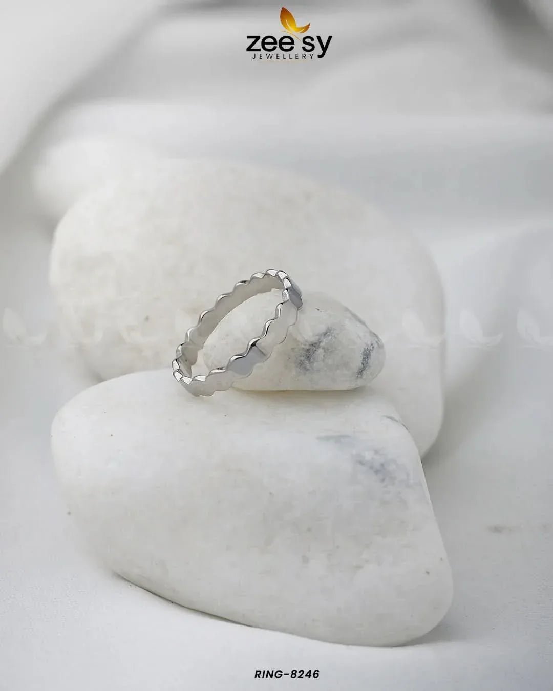 Bee My Love Ring