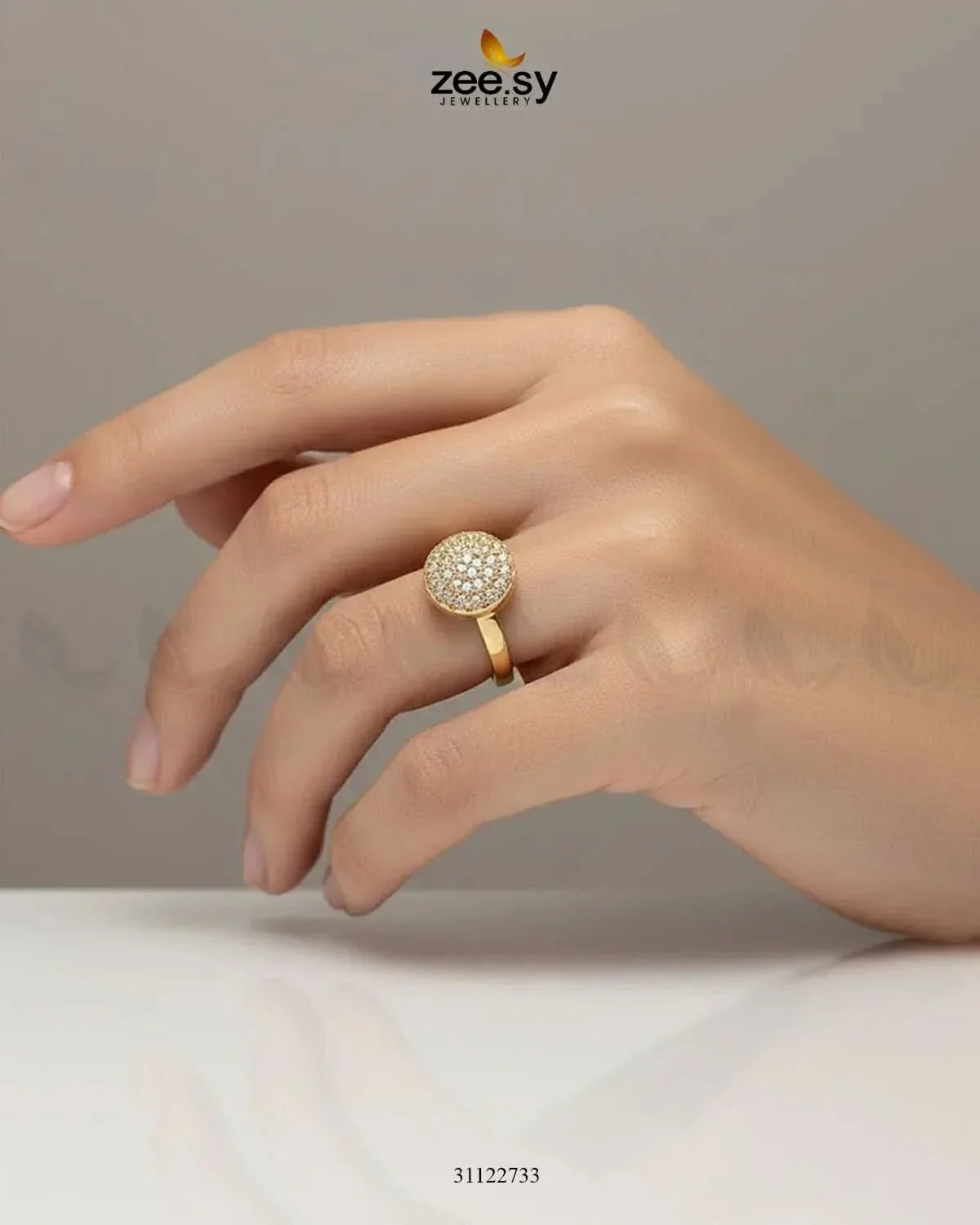 Chic Everyday Sparkle Band Ring