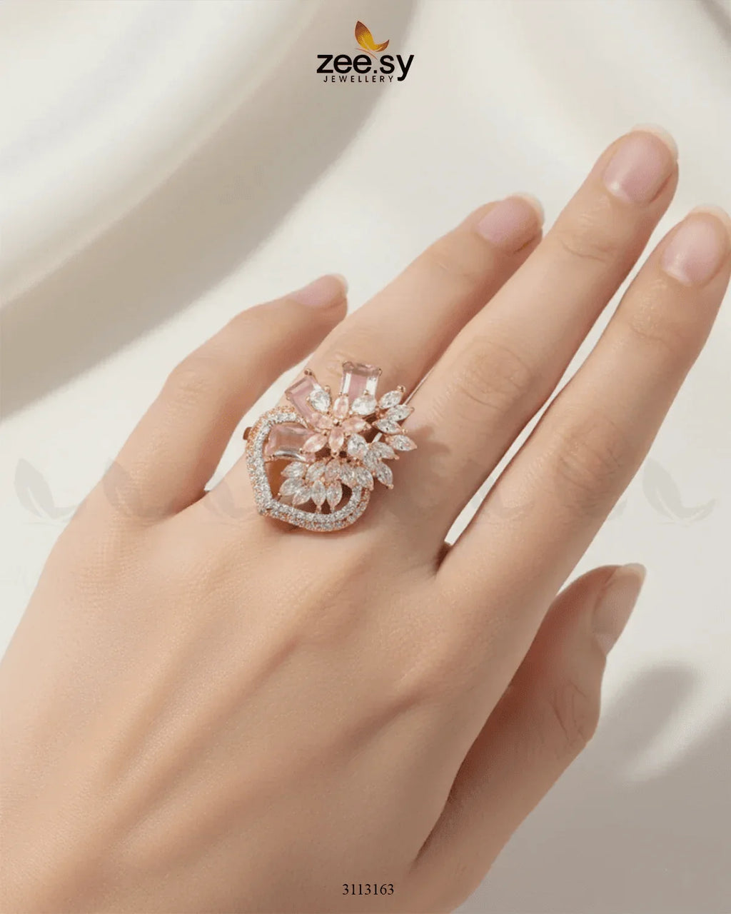 Hoya Floral Zirconia Ring