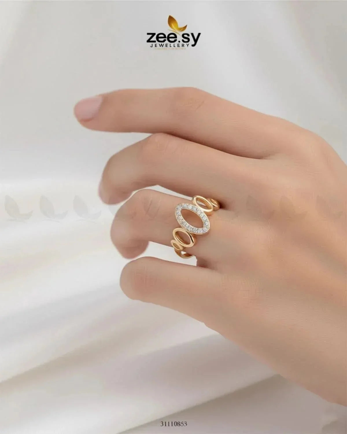 Celestia Oval ziconia Ring