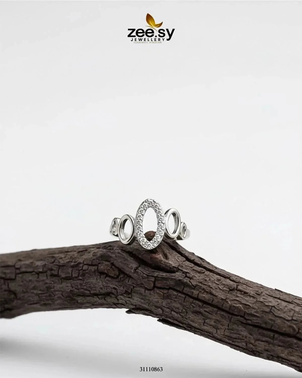 Celestia Oval ziconia Ring
