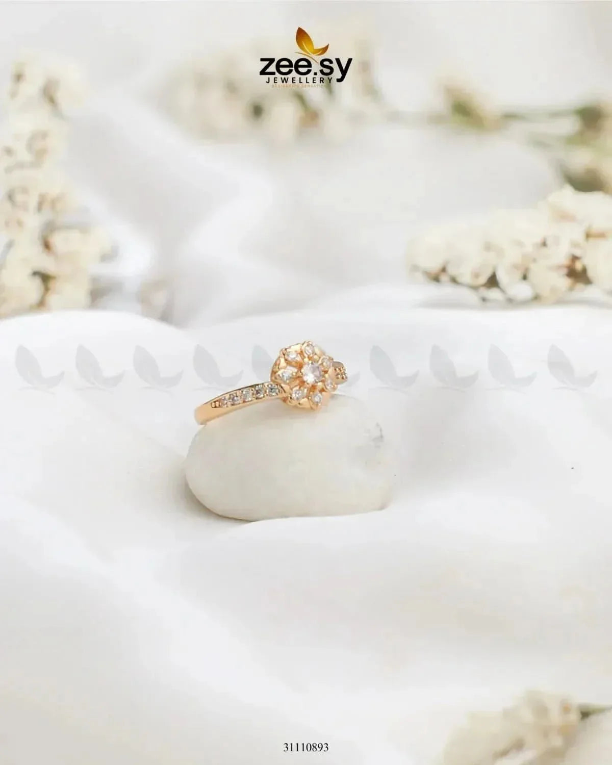 Luminara Ring