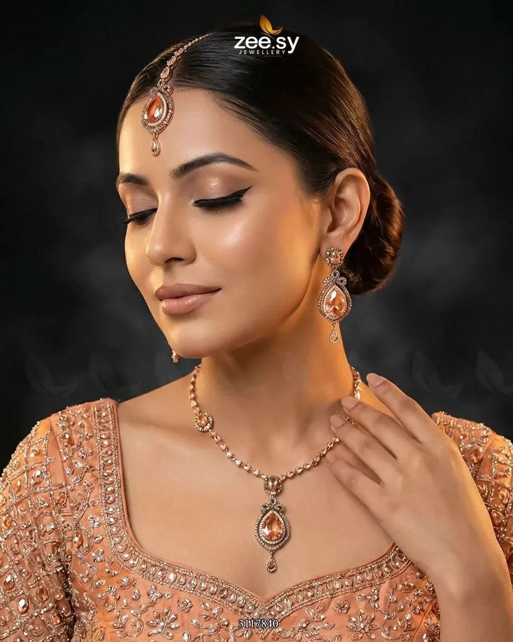 Syra Yousuf Necklace Set