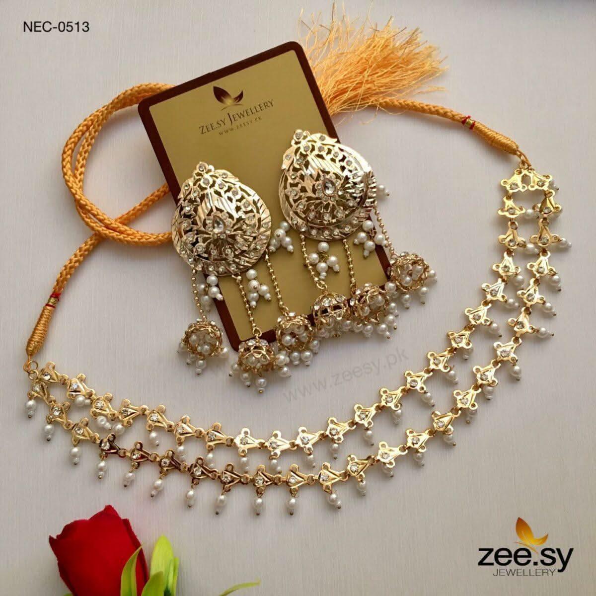 Nauratan Rani Pearl Drop Necklace Set