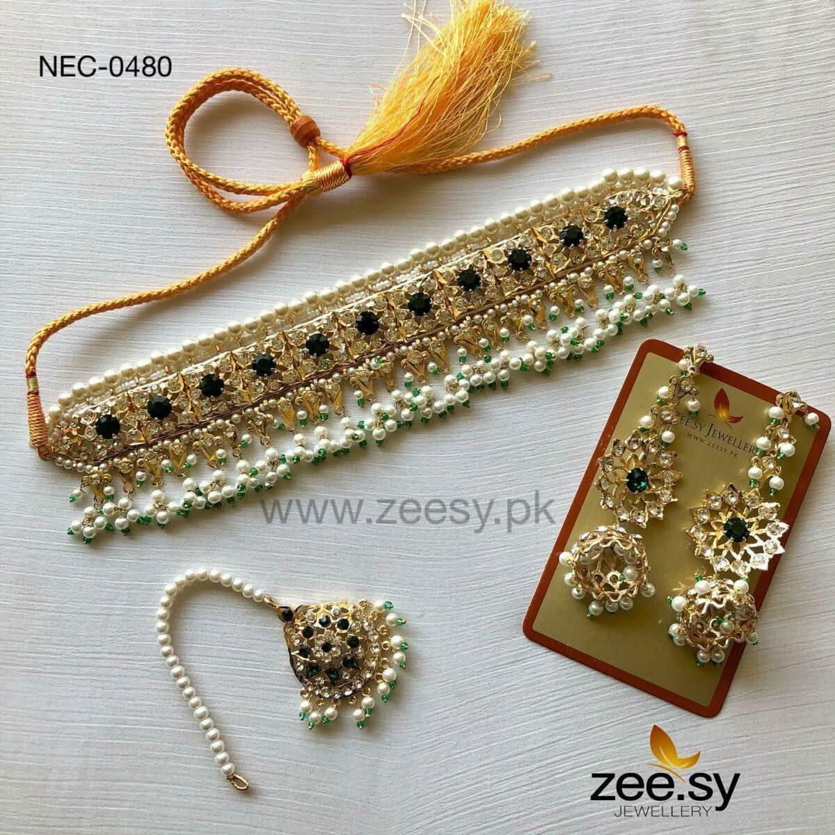 Dahlia Pearl Traditional Choker Set