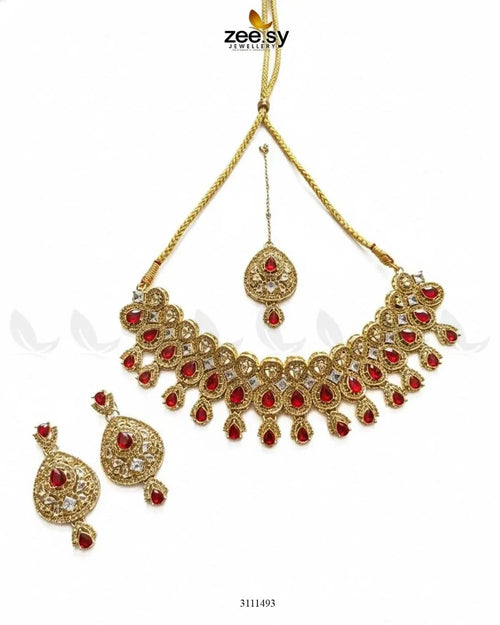 Aisle Necklace Set