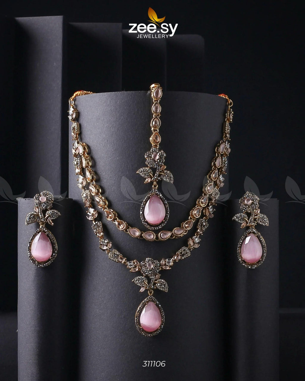 Eldria Cut Stone Necklace Set
