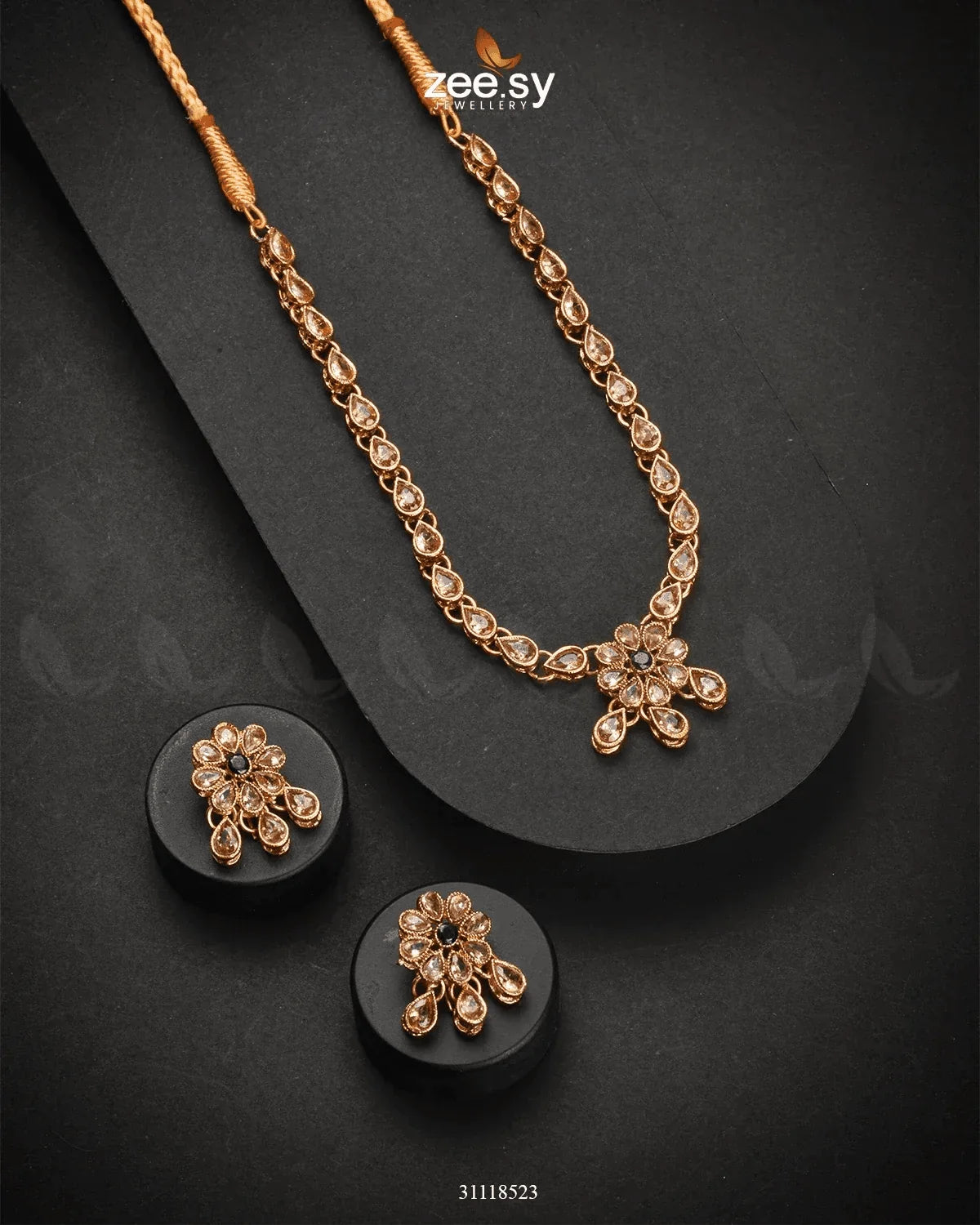Meridian Necklace Set