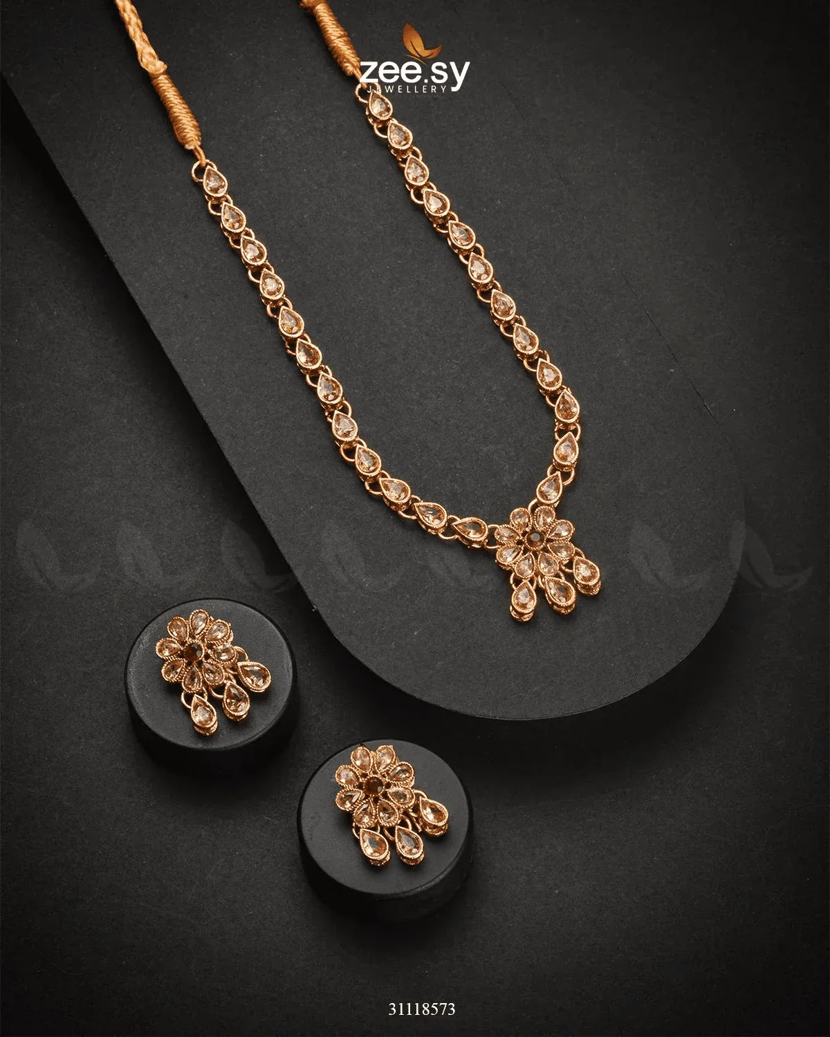 Meridian Necklace Set