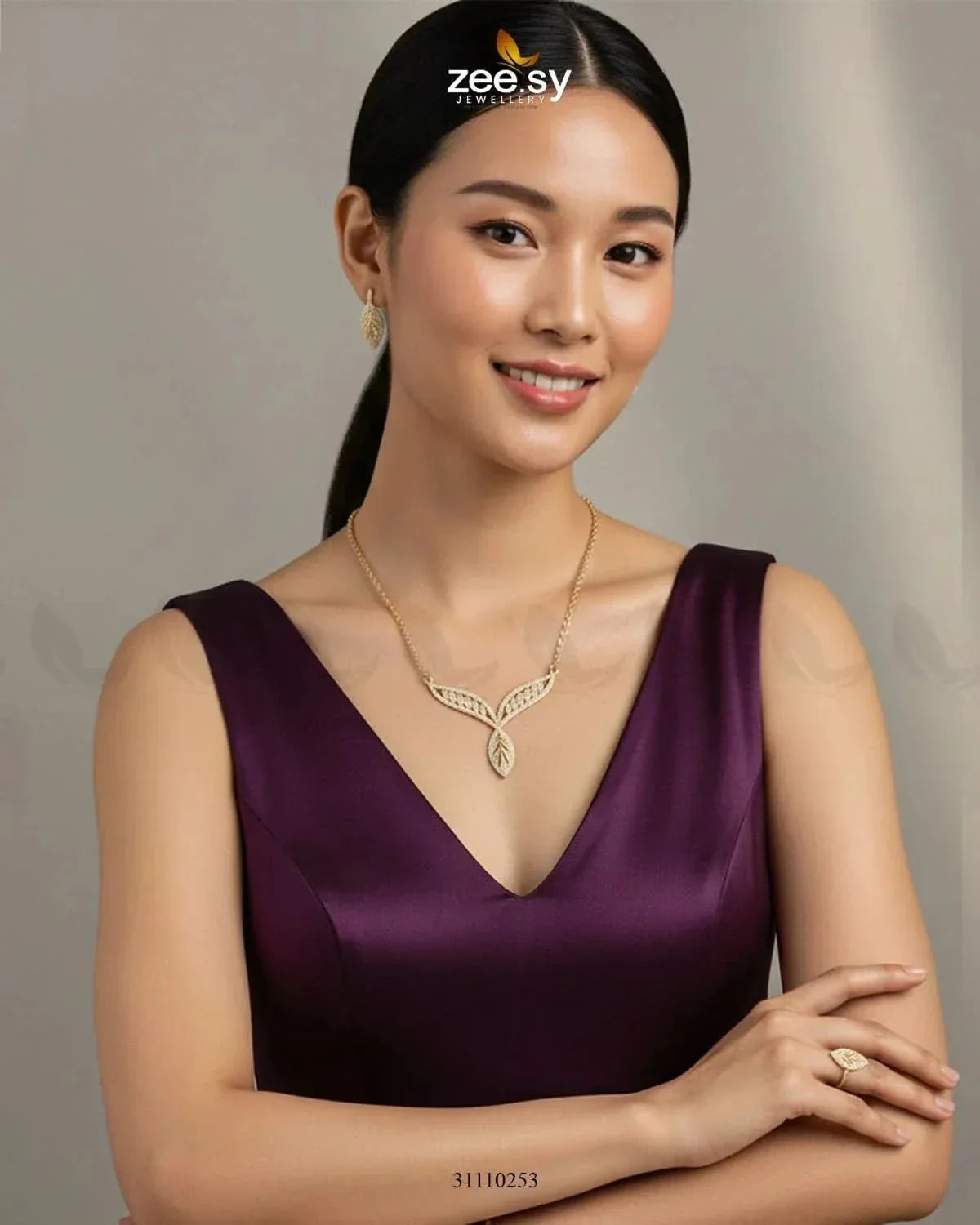Finchia Disc Pave Pendant Set