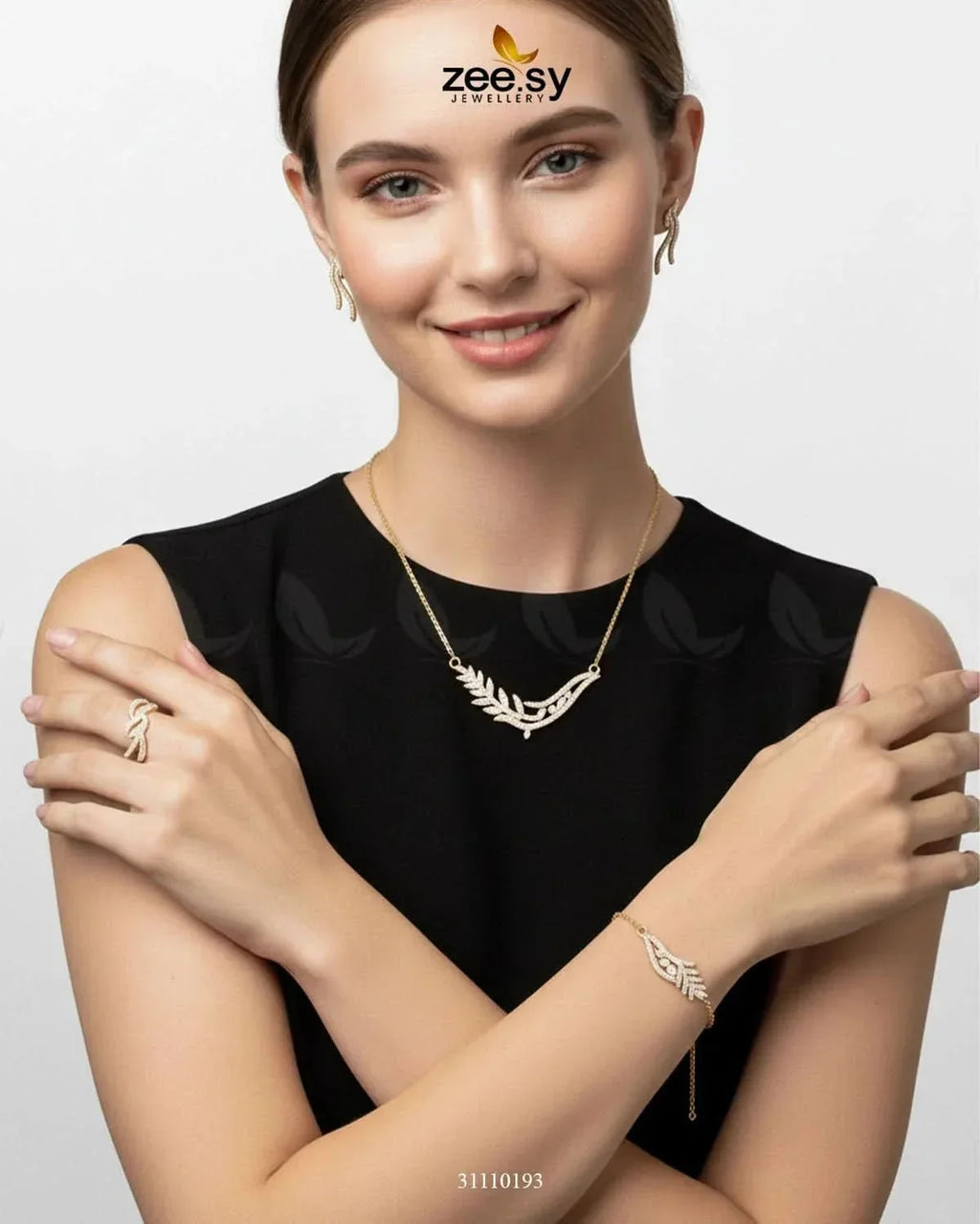 Linnet Feather Leaf Pendant Set