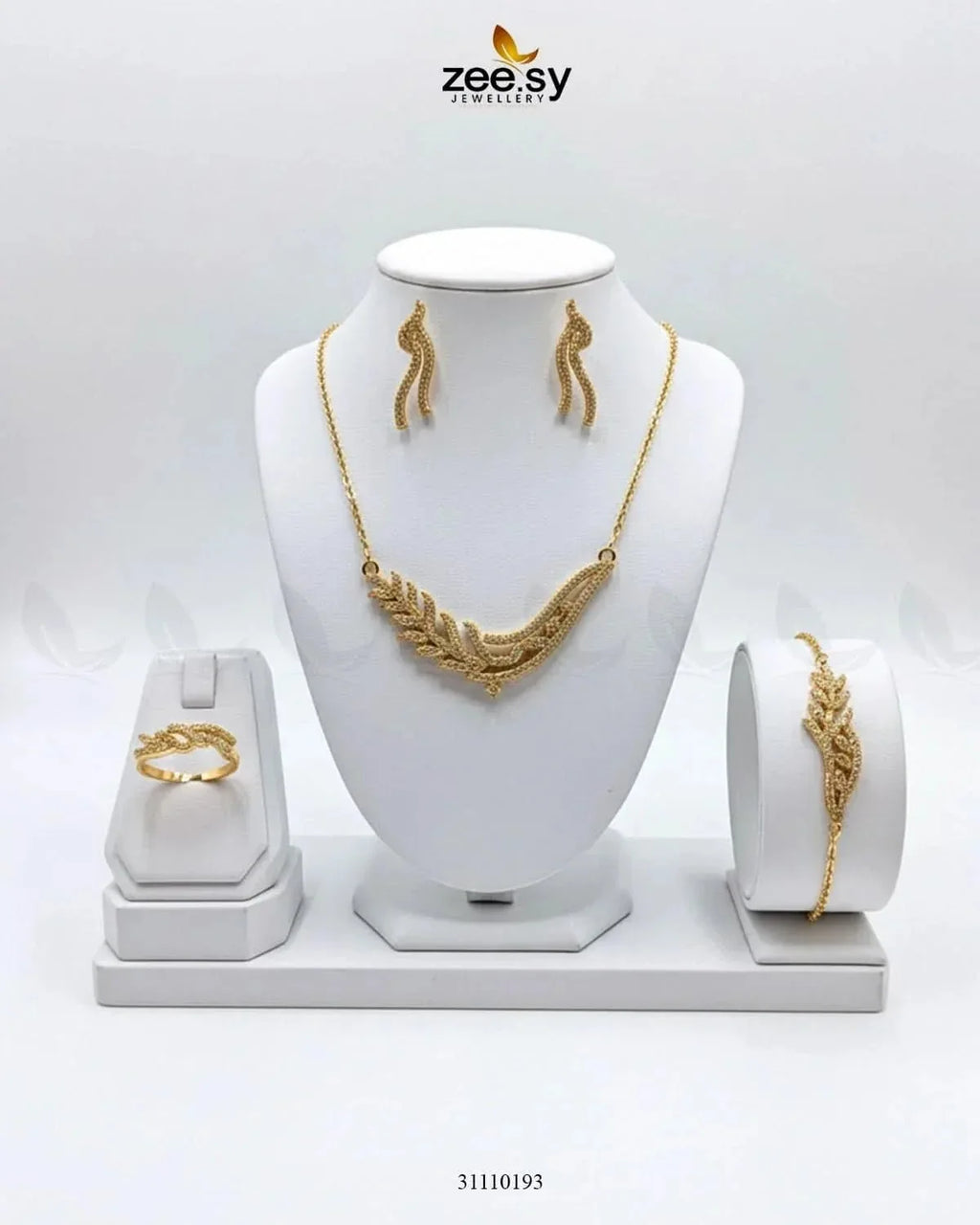 Linnet Feather Leaf Pendant Set