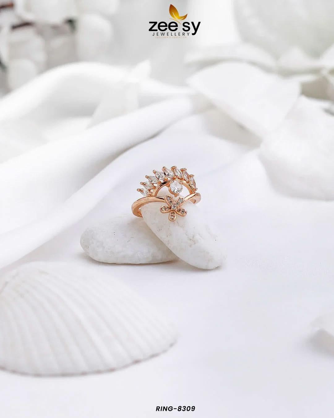 Ruberra Bloom Zircon Ring