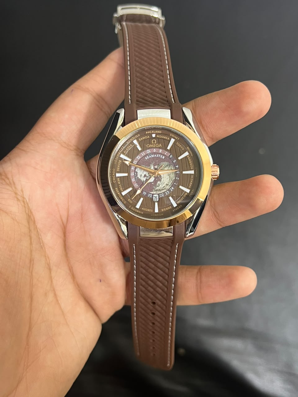 OMEGA Worldtimer Style